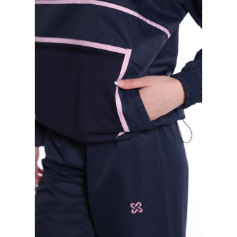 Xhaketa  sportive p&euml;r femra