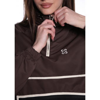 Xhaketa  sportive p&euml;r femra