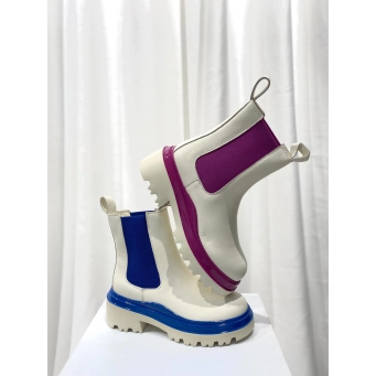 K&euml;puc&euml; Casual Femra