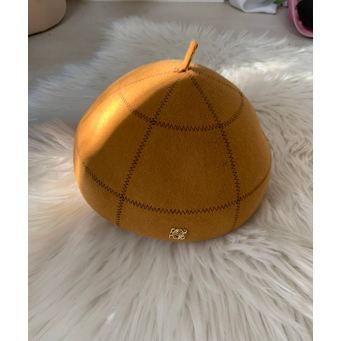 Kapele  p&euml;r femra