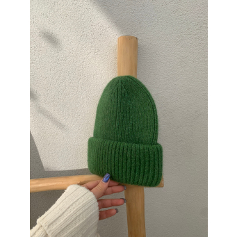 Kapele  p&euml;r femra