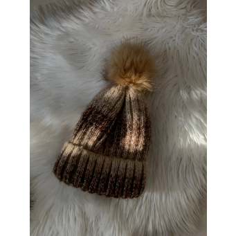 Kapele  p&euml;r femra