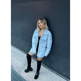 Xhaketa p&euml;r femra