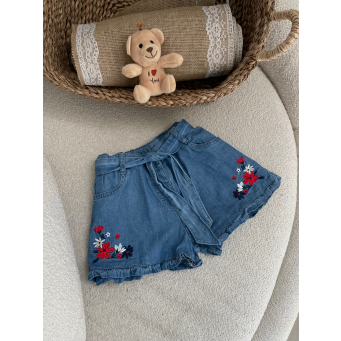 Xhinse  p&euml;r femra