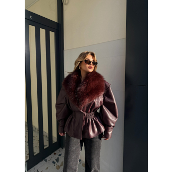 Xhaketa p&euml;r femra