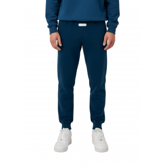 Kostume sportiv p&euml;r meshkuj