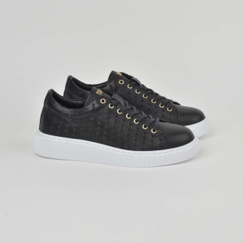 K&euml;puc&euml; Casual Femra