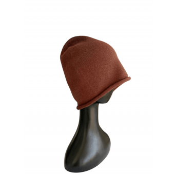 Kapele  p&euml;r femra