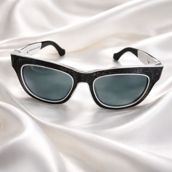 Syze dielli p&euml;r femra