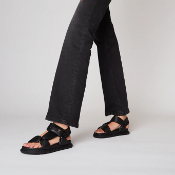 Women's Fashion